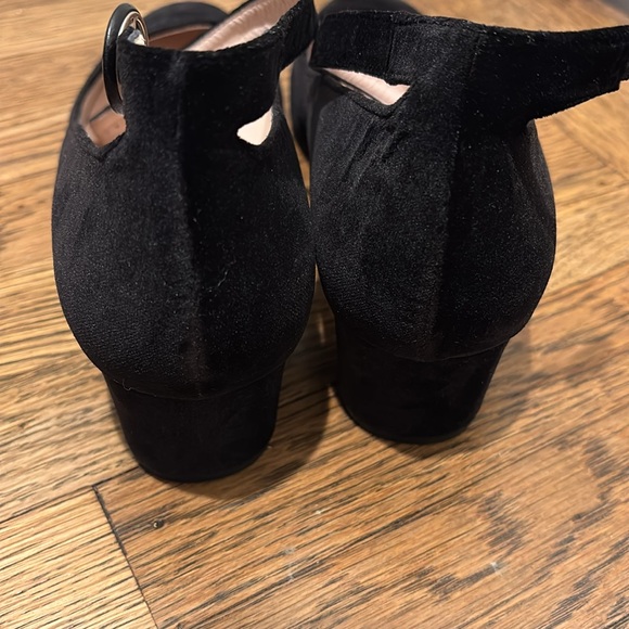 L K Bennett London velvet shoes with strap. Chunky heel 1.5" Size 41 - Picture 5 of 6